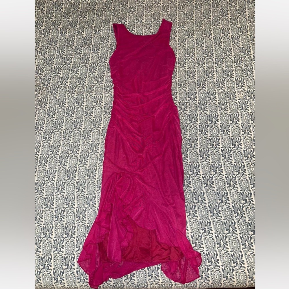 Elegant Pink Sleeveless Dress